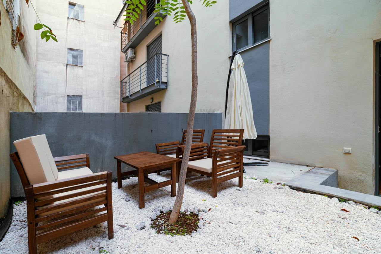 Appartement Lykabettus Gem With Yard And Parking à Athènes Extérieur photo