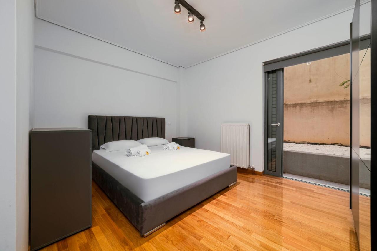 Appartement Lykabettus Gem With Yard And Parking à Athènes Extérieur photo
